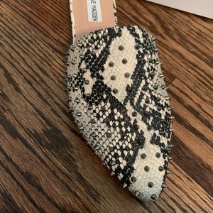 Steve Madden Tanner Mule snake skin size 10